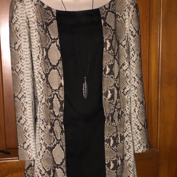 Long Feathered Necklace - Picture 8 of 8